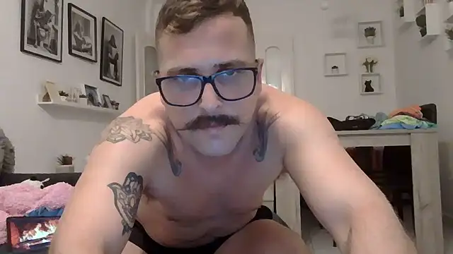 Snapshot of yanick931 chatting on June 14, 2026, 2:24 am yanick931 online show from June 14, 2026, 2:24 am