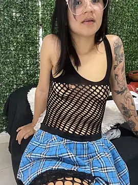 terezaoficiall online show from March 10, 2026, 10:59 pm