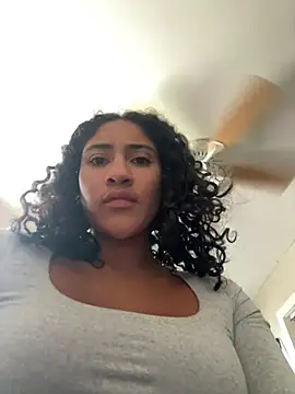 LatinaLoka online show from May 7, 2026, 8:47 pm