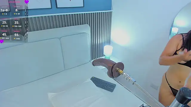 lia sucker online show from March 27, 2026, 7:57 pm