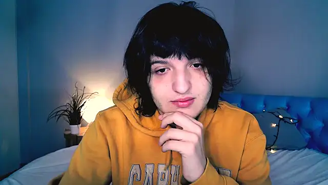 delalex online show from April 23, 2026, 12:45 am