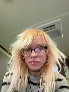 simplyobsessedwher online show from March 18, 2026, 7:28 pm