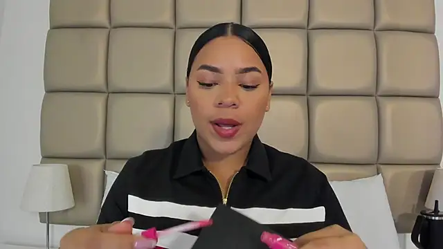 lilly williamss online show from June 11, 2026, 3:59 am