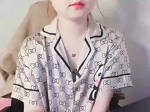 hunhun122 online show from March 16, 2026, 5:17 pm