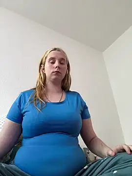 Young Milka online show from March 17, 2026, 10:40 am