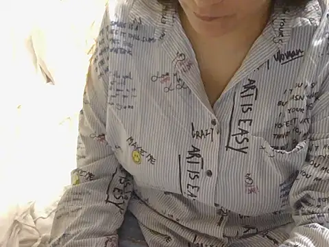 spicy Zara online show from July 14, 2026, 4:17 am