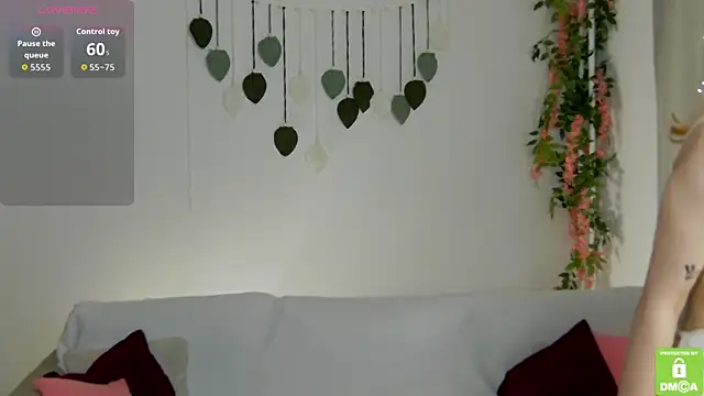 Rachel lips online show from April 21, 2026, 9:04 am