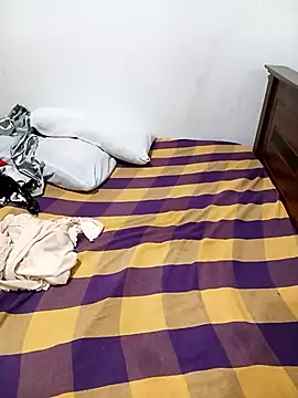 Amisha-35 online show from April 28, 2026, 2:21 am