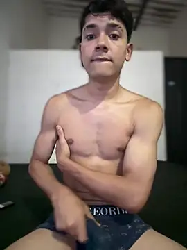 pabloflaquito23 online show from April 18, 2026, 8:31 pm