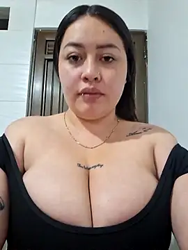 Stefanialove- online show from March 13, 2026, 2:56 pm