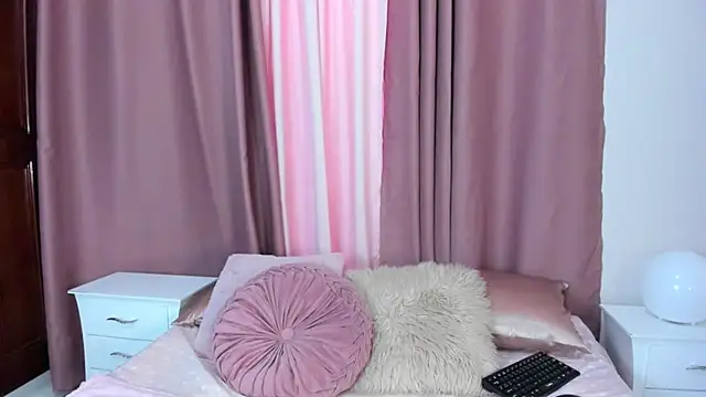 chico medusa online show from April 3, 2026, 8:29 pm