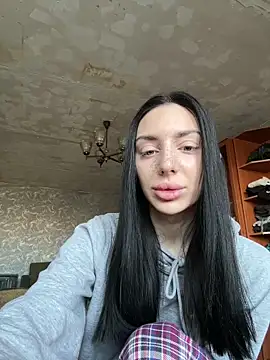 Snapshot of MishellKins chatting on March 15, 2026, 12:33 pm MishellKins online show from March 15, 2026, 12:33 pm