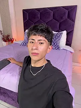 AndyJustgame  online show from June 1, 2026, 4:36 am