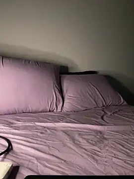 blackkPetitte online show from April 22, 2026, 6:38 am