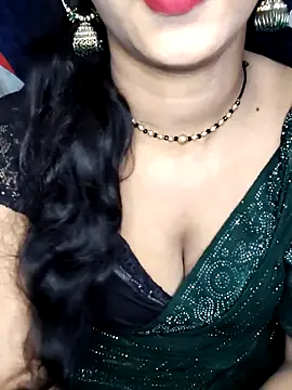 Hot lady234 online show from June 5, 2026, 5:07 pm