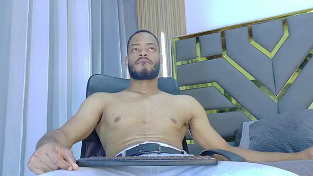 Oliver bigblack cock online show from March 16, 2026, 6:34 pm