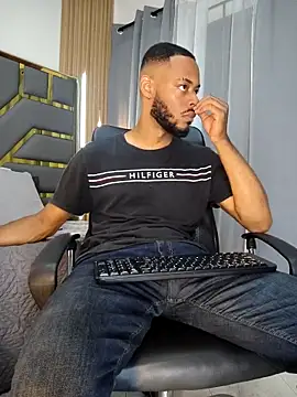 Oliver bigblack cock online show from April 14, 2026, 6:03 pm