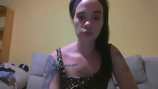 Snapshot of anastasia-evans chatting on July 14, 2026, 11:05 am anastasia-evans online show from July 14, 2026, 11:05 am