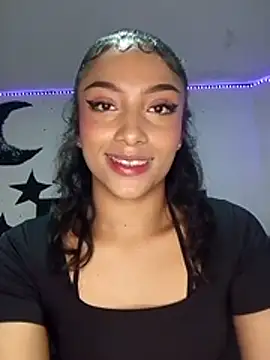 Snapshot of KattyBerryX chatting on July 19, 2026, 4:22 pm KattyBerryX online show from July 19, 2026, 4:22 pm