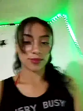 Snapshot of KattyBerryX chatting on July 24, 2026, 5:55 pm KattyBerryX online show from July 24, 2026, 5:55 pm