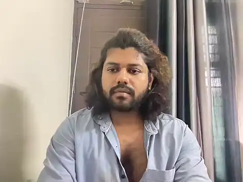 Snapshot of abhinaxx chatting on August 5, 2026, 9:23 am abhinaxx online show from August 5, 2026, 9:23 am