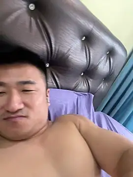 Snapshot of Cunzhangshibage02 chatting on July 5, 2026, 10:44 am Cunzhangshibage02 online show from July 5, 2026, 10:44 am
