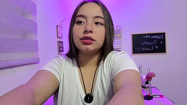 cherry valeria online show from May 17, 2026, 5:16 am