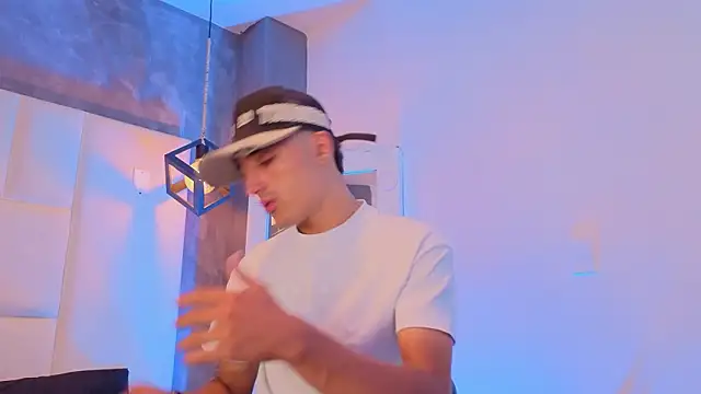 Hadrian Torres online show from March 13, 2026, 12:45 pm