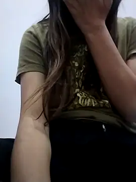 Snapshot of Tasty_Cherry chatting on April 15, 2026, 7:58 pm Tasty Cherry online show from April 15, 2026, 7:58 pm