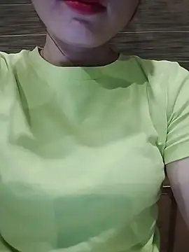 Snapshot of candy_flo chatting on May 15, 2026, 10:33 am candy flo online show from May 15, 2026, 10:33 am