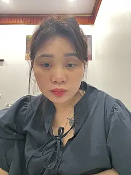 Chin-xinh online show from March 18, 2026, 8:06 am