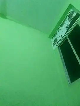 nidhiyadav00 online show from April 16, 2026, 5:14 pm