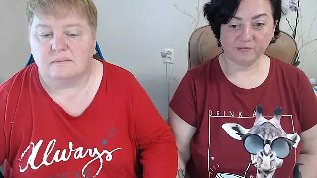 Snapshot of Lindy-Jeanie chatting on June 12, 2026, 8:35 am Lindy-Jeanie online show from June 12, 2026, 8:35 am