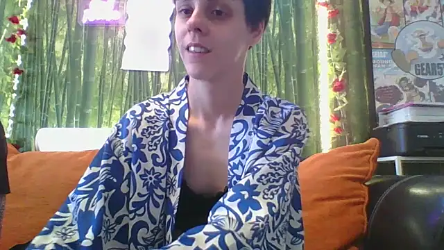 Girls26x online show from April 7, 2026, 1:00 pm