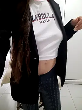 pimentinha02 online show from May 8, 2026, 3:17 pm