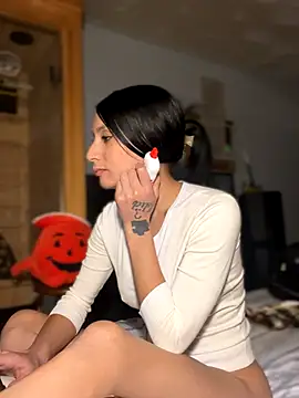 FerrariFrench online show from October 22, 2025, 6:35 am