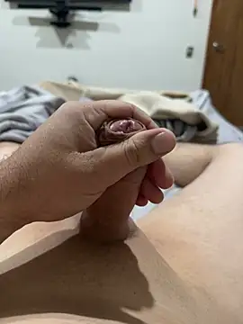 josecaliente123123 online show from March 13, 2026, 3:18 pm