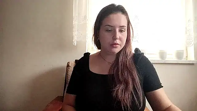 LolaSeduce online show from April 1, 2026, 8:15 am