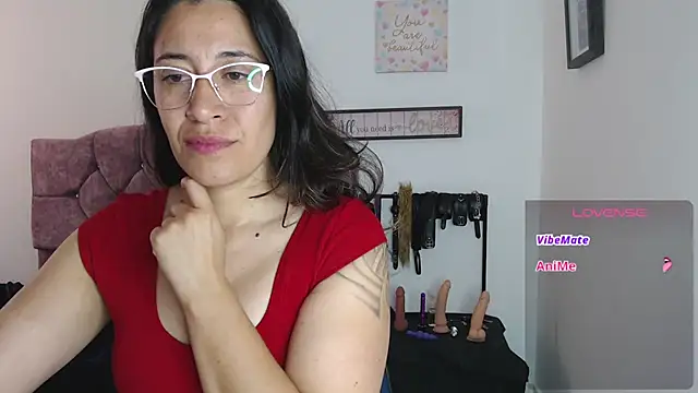 Snapshot of violeta_scott chatting on July 23, 2026, 3:10 pm violeta scott online show from July 23, 2026, 3:10 pm