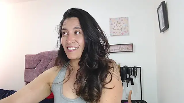 Snapshot of violeta_scott chatting on July 28, 2026, 6:20 pm violeta scott online show from July 28, 2026, 6:20 pm