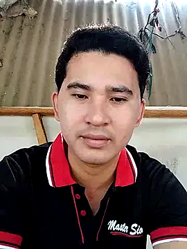 urhotasian online show from May 13, 2026, 12:30 am
