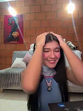 Snapshot of xayah_cute chatting on April 7, 2026, 5:41 am xayah cute online show from April 7, 2026, 5:41 am