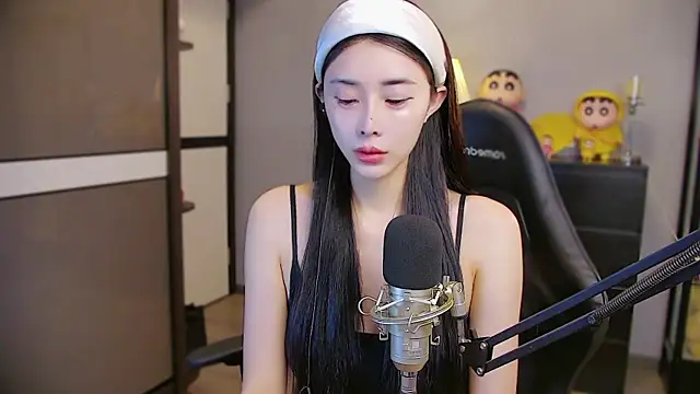 XiaoYuBao- online show from August 8, 2026, 1:46 pm