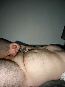 bigmillz32 online show from April 5, 2026, 3:26 am