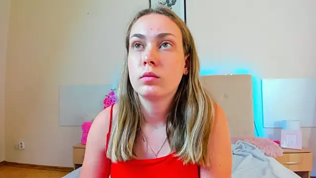 MelanieCuty online show from June 26, 2026, 5:39 pm