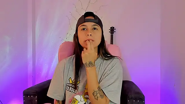 owenfoxx online show from May 22, 2026, 2:44 pm
