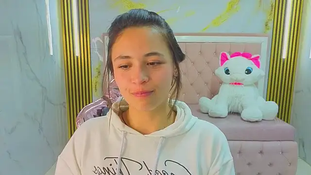 bonnie 1s online show from May 11, 2026, 7:44 pm