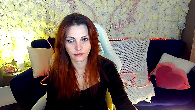 FireFoxxxxxy online show from April 11, 2026, 6:07 am