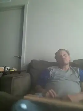 yourMasterisBored online show from April 8, 2026, 2:17 pm