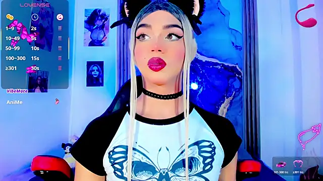 blonde queen- online show from April 15, 2026, 7:58 pm
